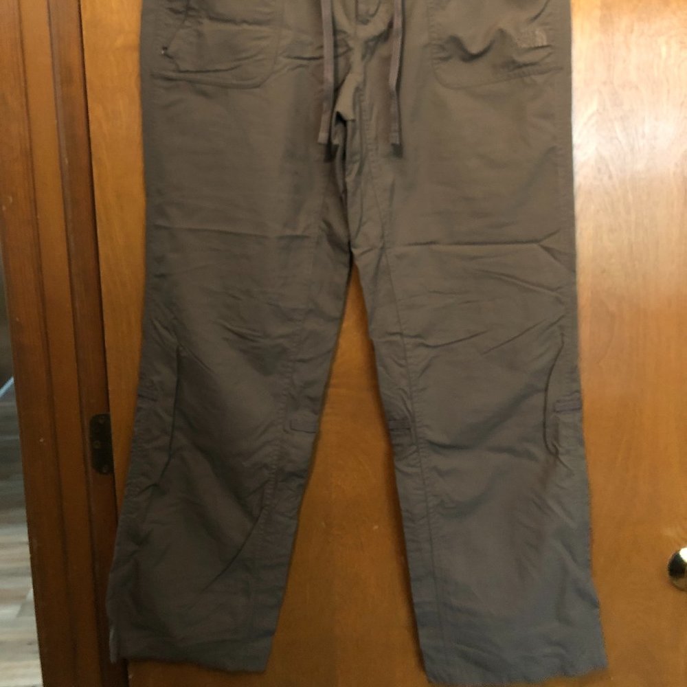 North Face hiking pants, size 8 - Picture 2 of 7